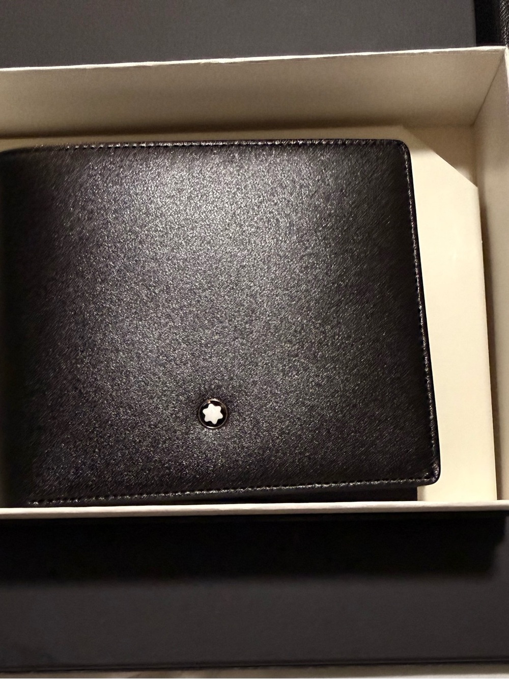 Mont Blanc Black Leather Men's Wallet with Signature Star Emblem